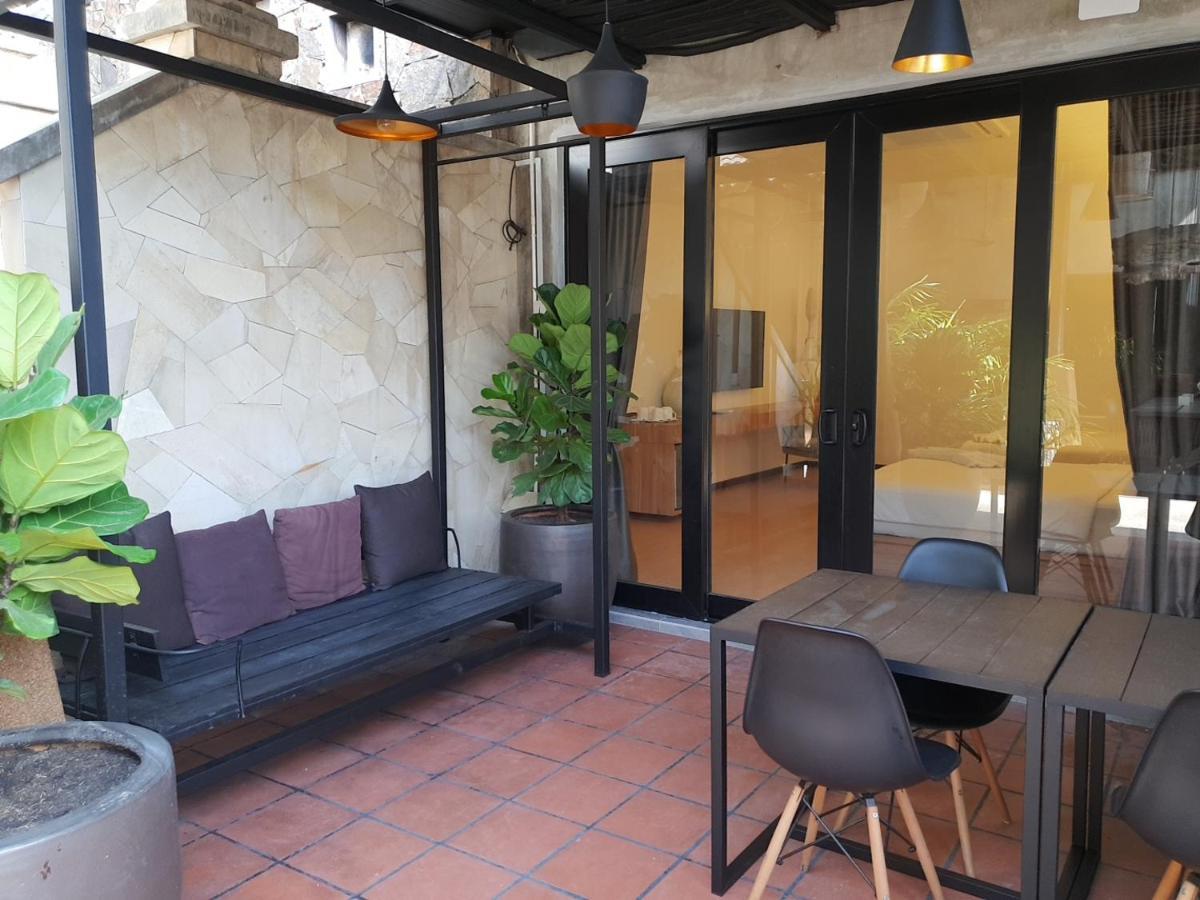 Lot 33 Boutique Hotel Pantai Cenang  Εξωτερικό φωτογραφία